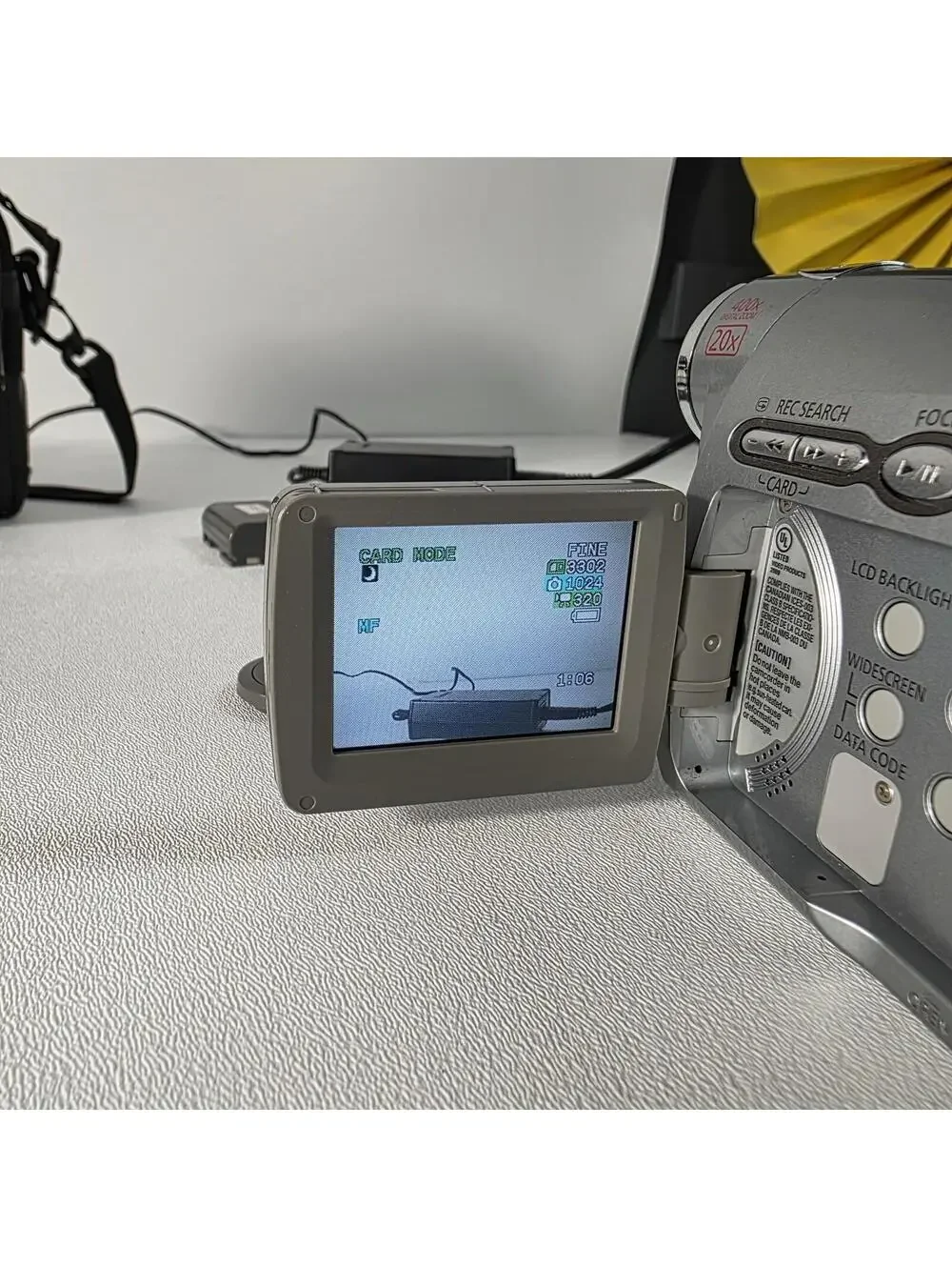 Canon ZR200 Mini Digital DV Camcorder Camera Bundle Works But... - PARTS REPAIR